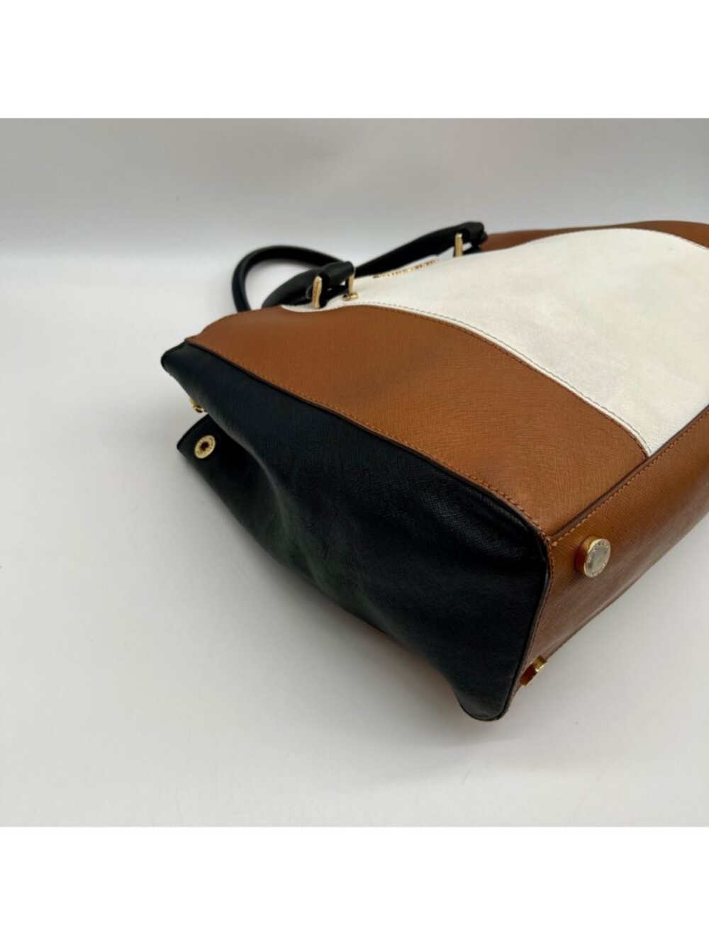 Michael Kors Large Leather Tri-Color Sutton Tote Bag - Picture 7 of 10